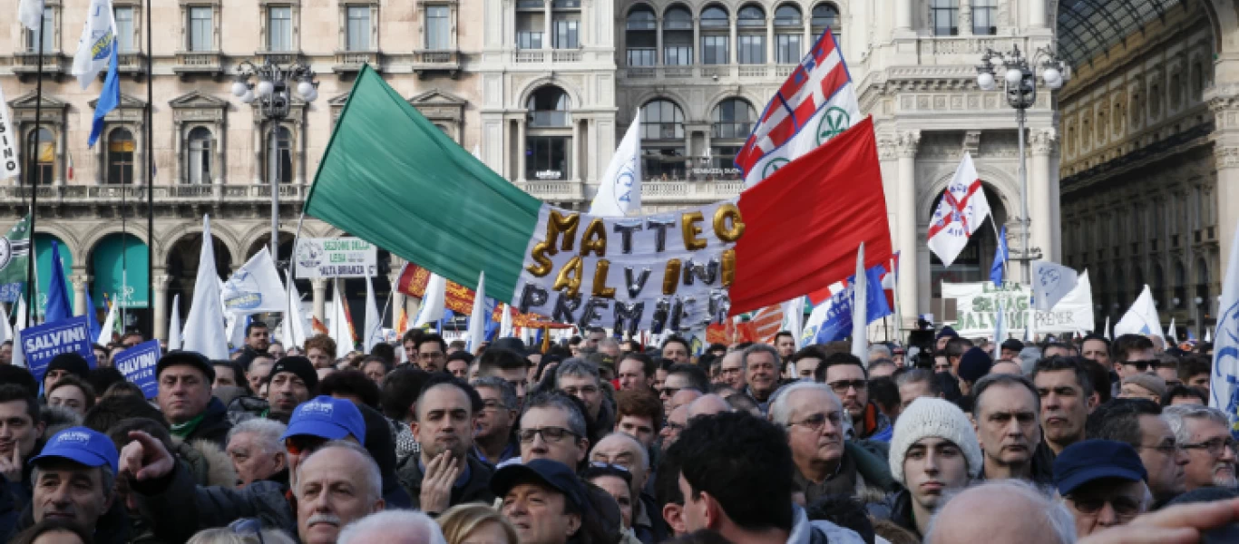 Συνεχίζονται οι κινητοποιήσεις στην Ιταλία παρά τα μέτρα Ντράγκι - Μεγάλες διαδηλώσεις σε Ρώμη και Μιλάνο